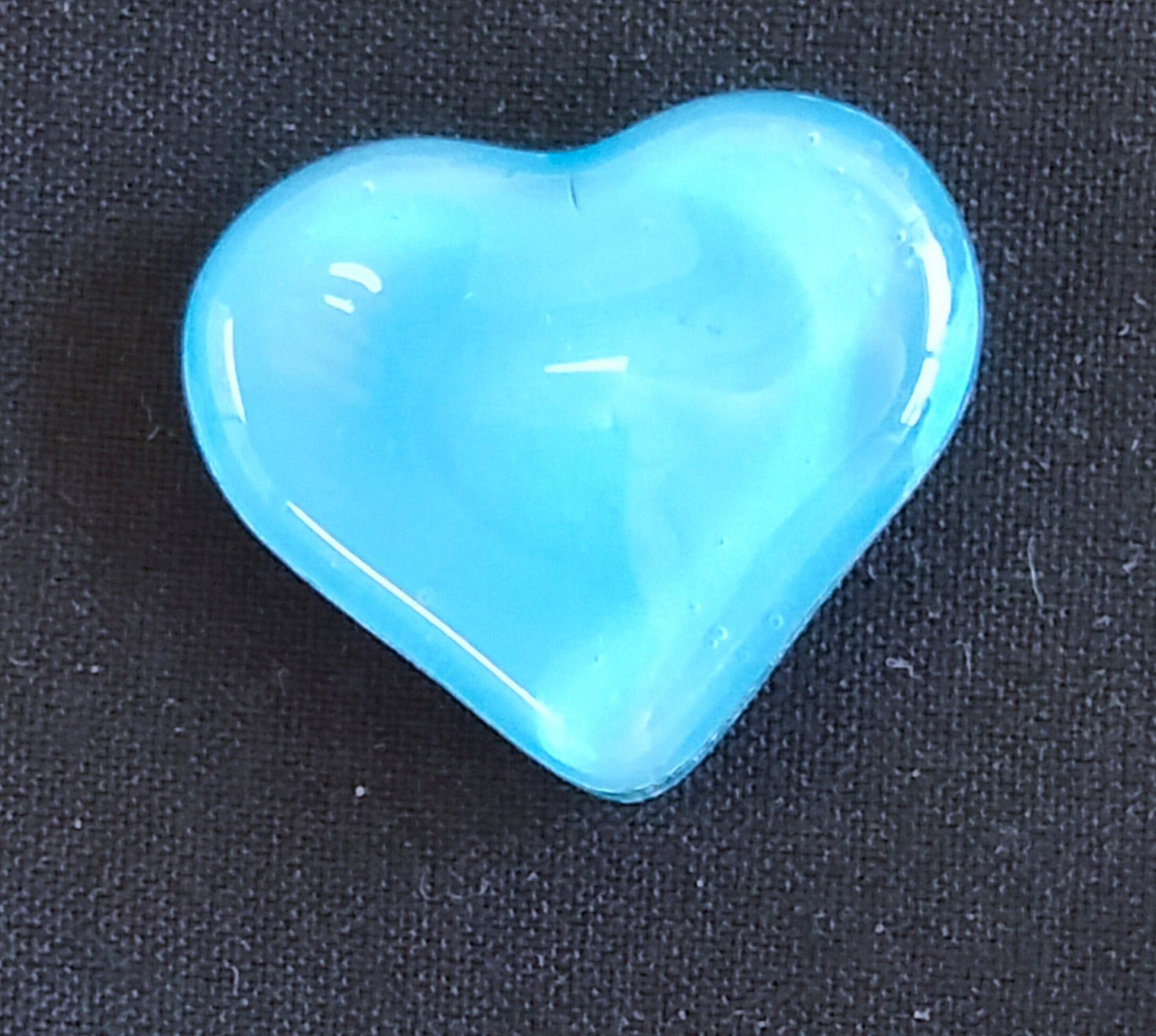 Cyan glass heart