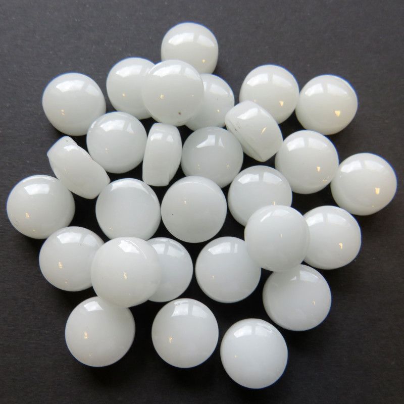 341-g Titanium White Gloss Belli Buttons